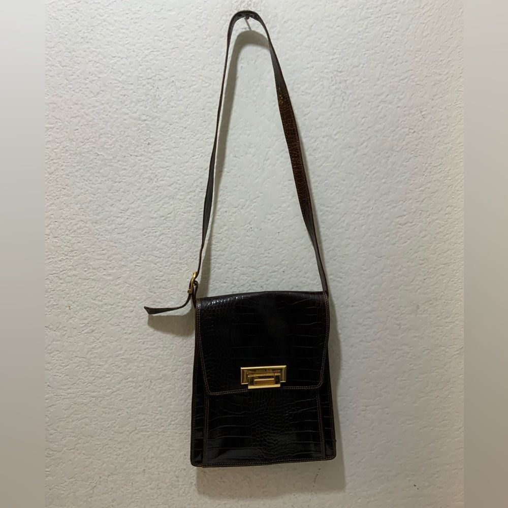Francesco Biasia Leather Crossbody Purse
